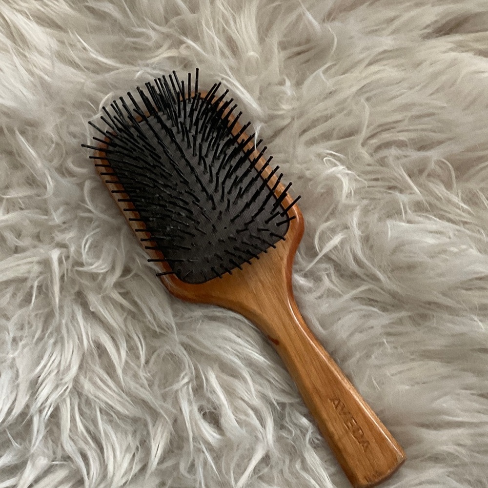 AVEDA Wood Paddle Brush